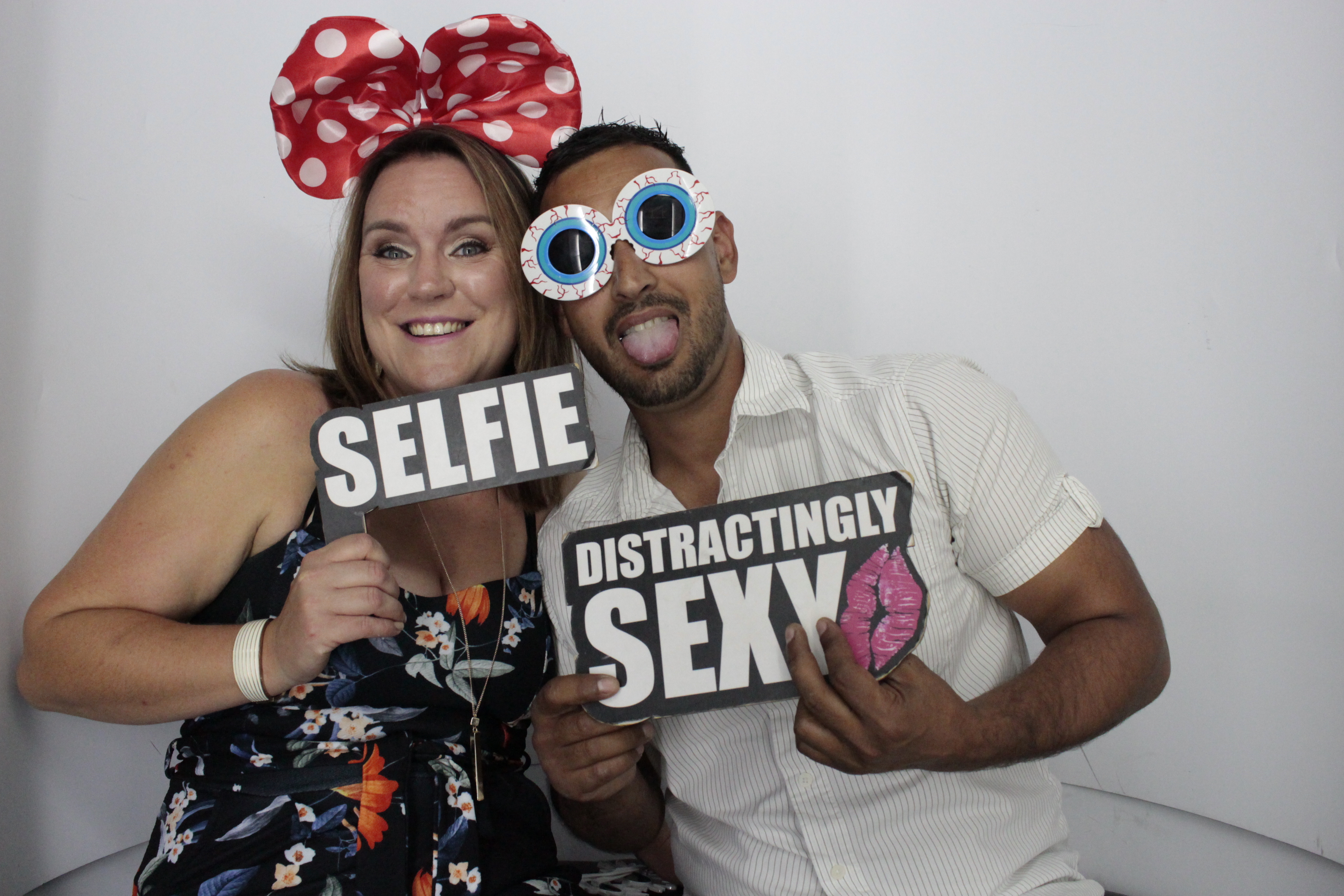 Richard & Karen's Wedding Reception | View more photos from the event at gallery.myphotoboothexperience.co.uk/u/MyPhotoBoothExperienceLtd/Richard-Karens-Wedding-Reception